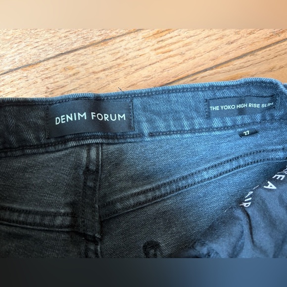 Aritzia Denim Forum the Yoko High Rise Slim Jeans size 27 - Picture 5 of 5